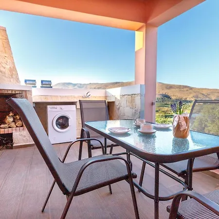 2 With A Pool And Views Apartment