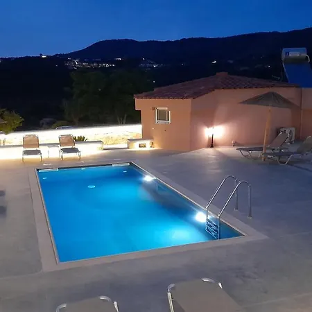 Apartment 2 With A Pool And Views